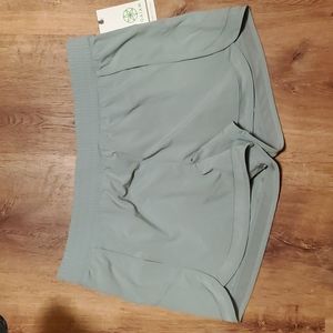 NWT Mesh Detail Gaiam Running Yoga Short